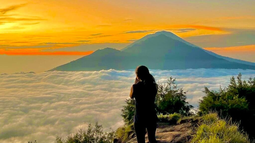 Mendaki Gunung Batur